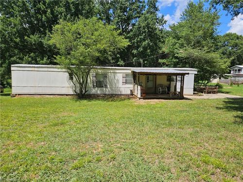 4413 Lewis Rd, East Bend, NC, 27018-8611 | Card Image