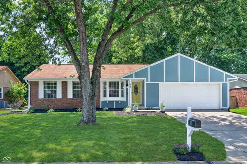 95 Nancy Ln, Greenwood, IN, 46142-4237 | Card Image