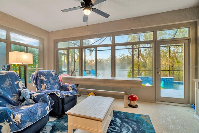Lifestyle Room with sliding windows with Screens | Image 28