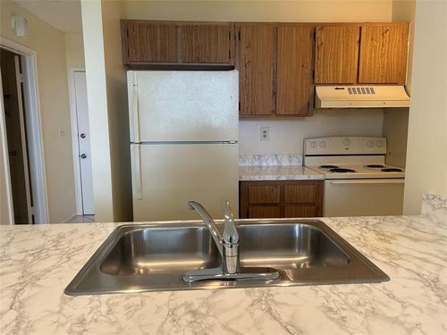 308-2401 Riverside Dr, Coral Springs, FL, 33065-5678 | Card Image