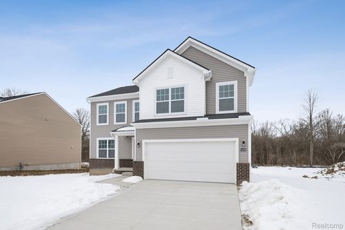 54789 Mockingbird Dr, New Baltimore, MI, 48047-2839 | Card Image