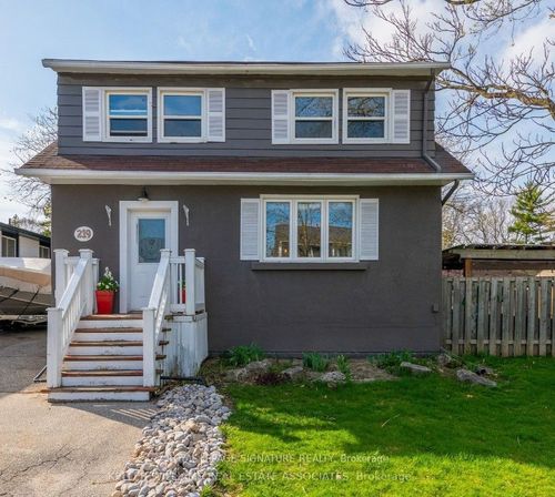 219 Angelene St, Mississauga, ON, L5G1X3 | Card Image