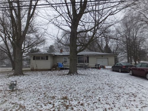 10580 Heltman Ave Ne, Alliance, OH, 44601-8727 | Card Image