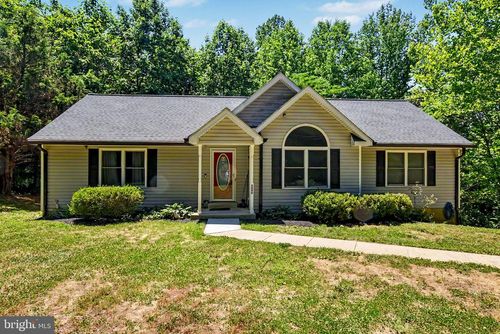 7090 Penny Ln, SUNDERLAND, MD, 20689-9303 | Card Image