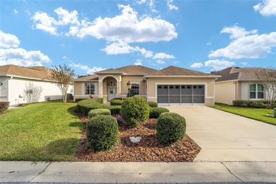 9697 Sw 89th Loop, House other with 3 bedrooms, 2 bathrooms and null parking in Ocala FL | Image 1