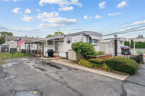 46 Lowell Ave, Pawtucket, RI, 02861-4307 | Card Image