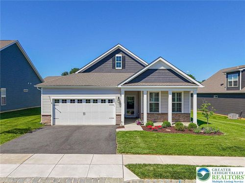 7887 Keystone Dr, Breinigsville, PA, 18031-8720 | Card Image