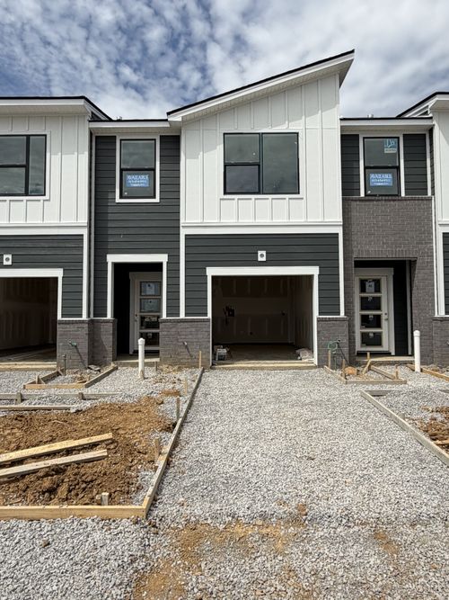 933 Tellico St, Gallatin, TN, 37066-6286 | Card Image