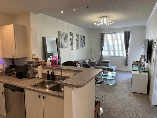 apt-911-1801 N Flagler Dr, West Palm Beach, FL, 33407-6563 | Card Image