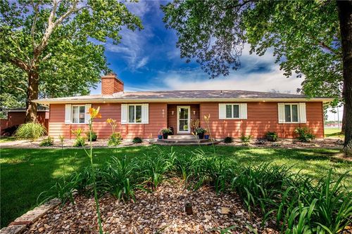 601 W 14th St, Pleasanton, KS, 66075-4004 | Card Image