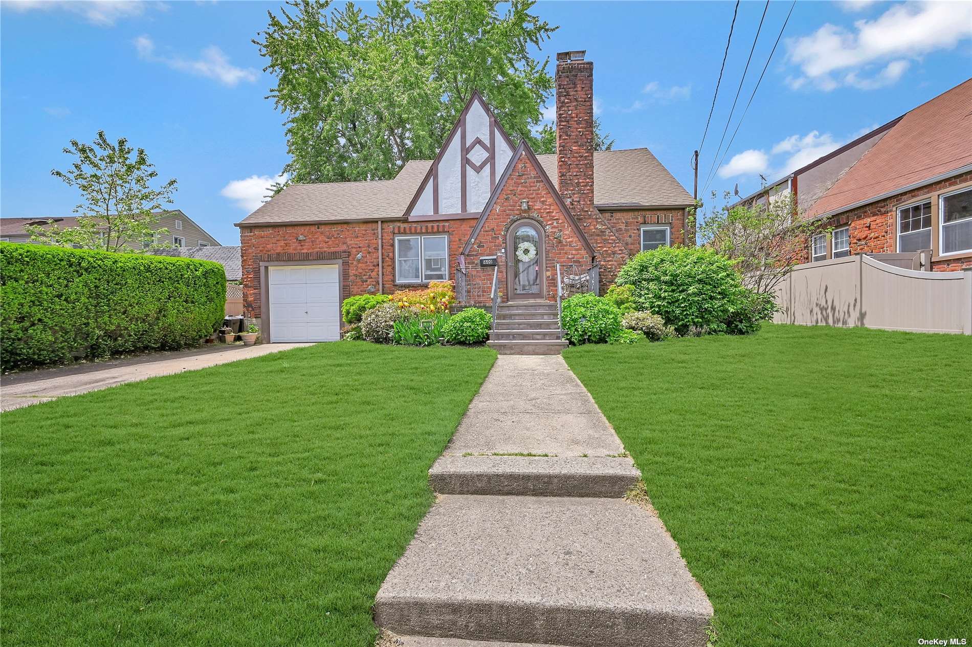 Irving St, North Baldwin, NY 11510