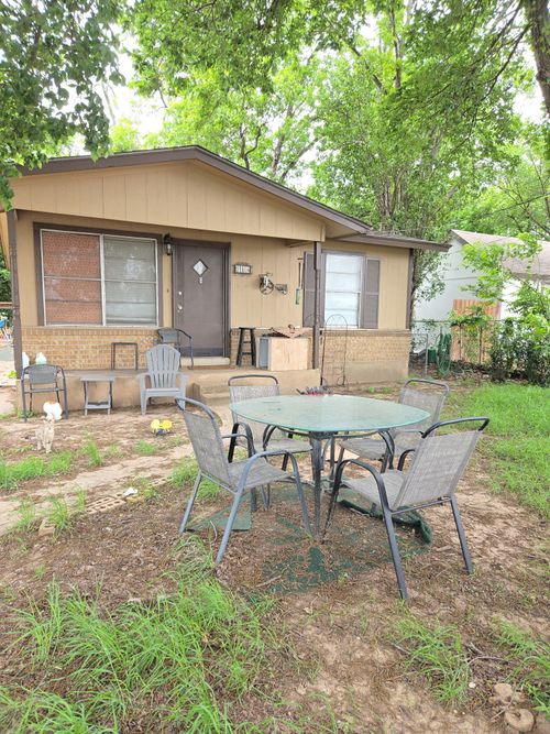 714 S C M Allen Parkway, San Marcos, TX, 78666 | Card Image