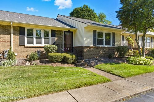 105 Sycamore Dr, Sycamore, KY, 40223-2940 | Card Image