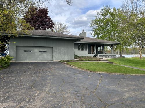 11975 Lee Mar Dr, Vicksburg, MI, 49097-9318 | Card Image