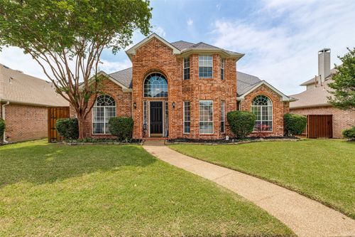 2312 Mesa Oak Trl, Plano, TX, 75025-4721 | Card Image