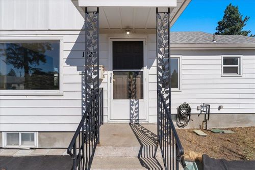 1127 E 38th Ave, Spokane, WA, 99203-3022 | Card Image