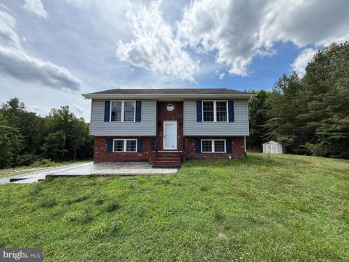 17493 American Way, WOODFORD, VA, 22580-2545 | Card Image