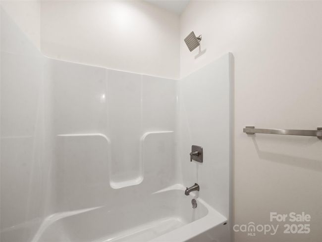 F - 43 Skyvue Ct, Townhouse with 2 bedrooms, 3 bathrooms and null parking in Saluda NC | Image 31