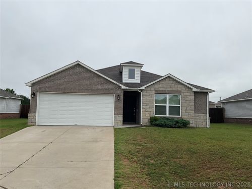 1012 E Richmond St, Broken Arrow, OK, 74012-5610 | Card Image
