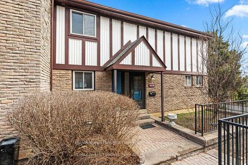 120-150 Burrows Hall Blvd, Scarborough, ON, M1B1N2 | Card Image