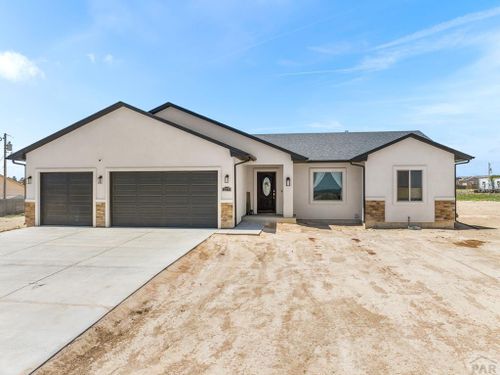 1375 N Moonbeam Dr, Pueblo West, CO, 81007 | Card Image