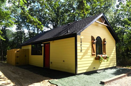 14010 Doc Holiday Dr, Log Cabin, TX, 75148-3318 | Card Image
