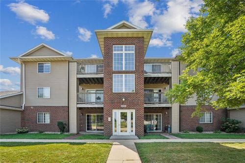 3-3101 Samuel Ct Sw, Cedar Rapids, IA, 52404-3190 | Card Image