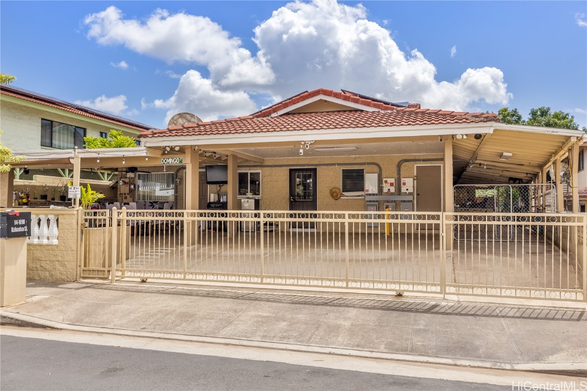 Kuhaulua St, Waipahu, HI 96797 #1