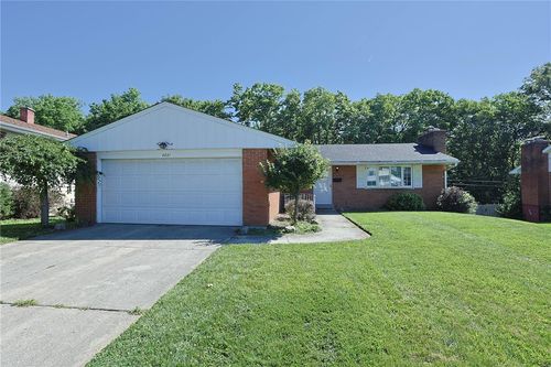 4821 Victoria Ave, Middletown, OH, 45044-5410 | Card Image