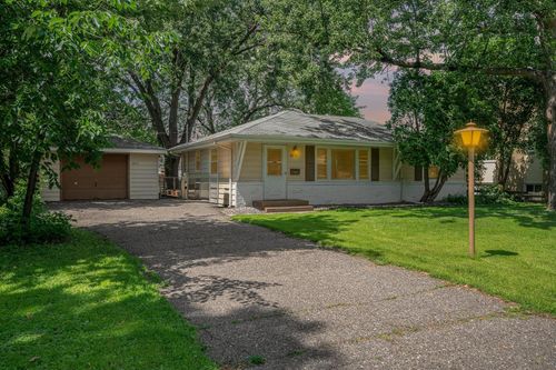 6614 10th Ave S, Richfield, MN, 55423-2572 | Card Image