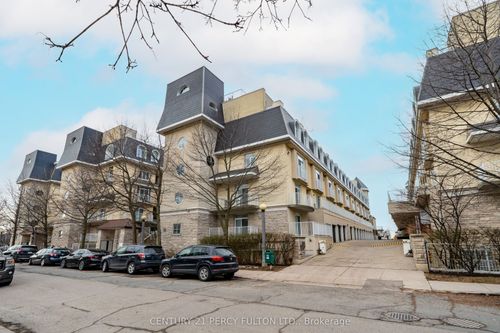 335-32 Stadium Road, Toronto, ON, M5V3P4 | Card Image