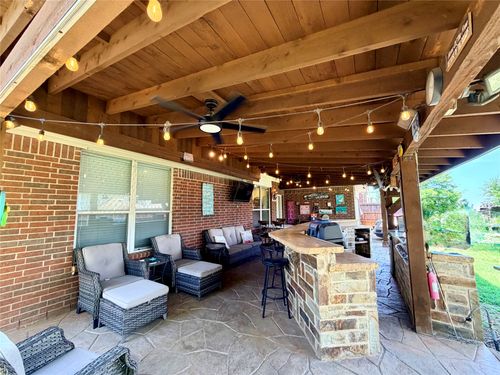 2860 Wild Oak Ln, Rockwall, TX, 75032-7297 | Card Image