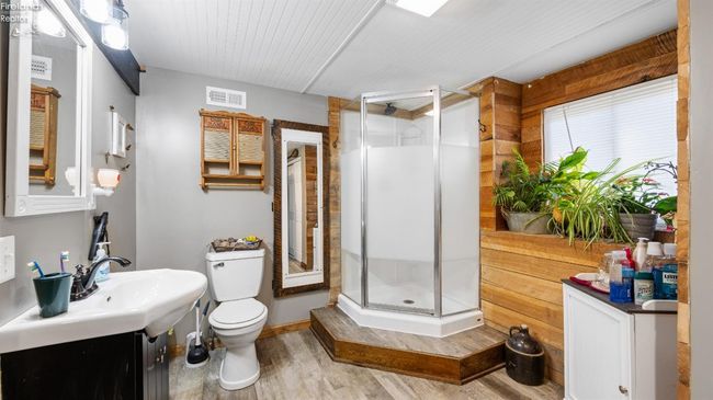 12255 Williams Rd, House other with 5 bedrooms, 2 bathrooms and 3 parking in Homerville OH | Image 21