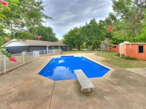 4308 Sunnylane Cir, Del City, OK, 73115-3736 | Card Image