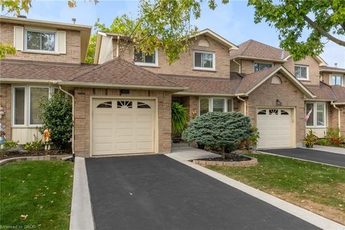 3-15 Ellington Ave, Stoney Creek, ON, L8E4P3 | Card Image