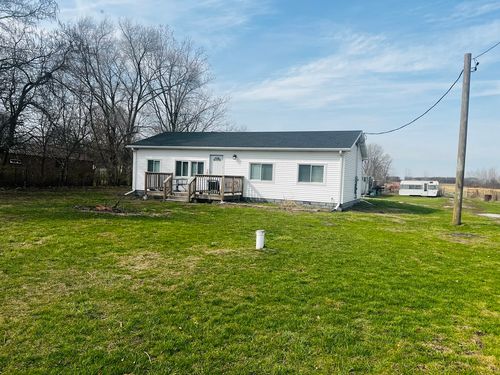 17611 E 4750s Rd, Pembroke Twp, IL, 60958-4962 | Card Image