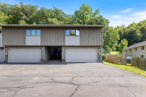 164 Kingswood Dr, Red Wing, MN, 55066-1401 | Card Image