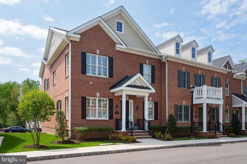 66 Creekview Ln, Yardley, PA, 19067-2767 | Card Image