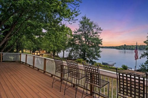 92254 E Frontage Rd, Sturgeon Lake, MN, 55783-3595 | Card Image