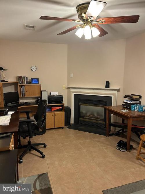 5740 Everhart Pl, FORT WASHINGTON, MD, 20744-3801 | Card Image