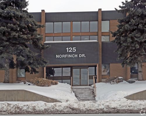 205-125 Norfinch Dr, North York, ON, M3N1W8 | Card Image