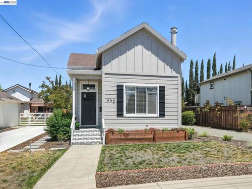 772 Mcleod St, Livermore, CA, 94550-4766 | Card Image