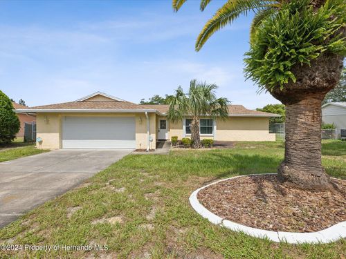 5407 Ashland Dr, SPRING HILL, FL, 34606-4512 | Card Image