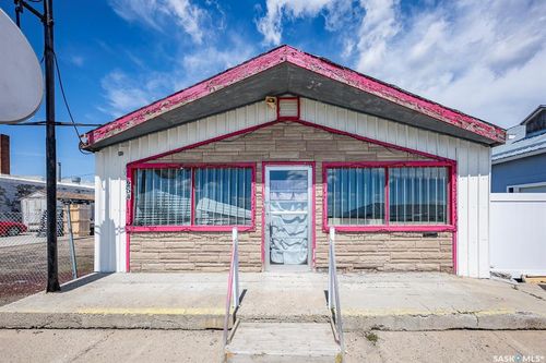 254 Railway Ave, Southey, SK, S0G4P0 | Card Image