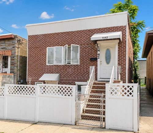 1442 44th St, North Bergen, NJ, 07047-2719 | Card Image