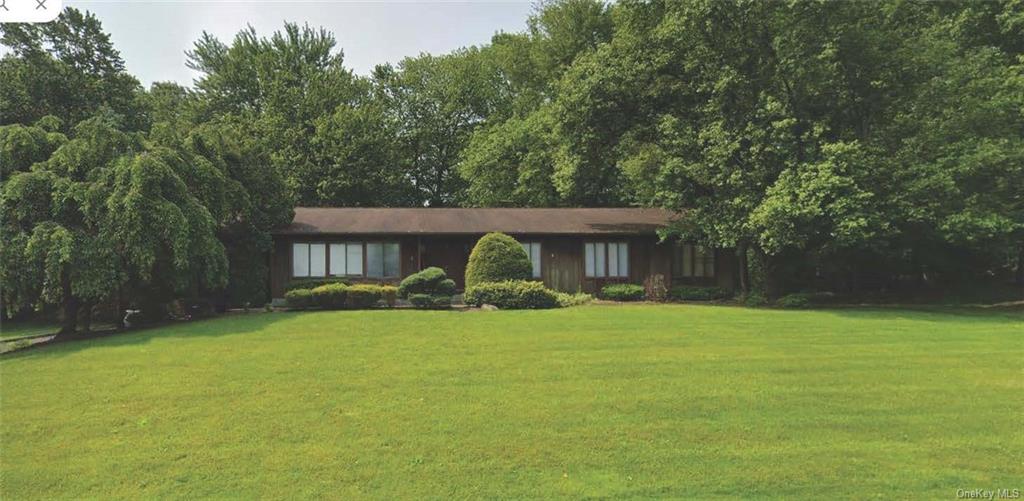 Patriot Ct, New City, NY 10956
