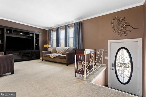 3524 Kyle Rd, PHILADELPHIA, PA, 19154-4021 | Card Image