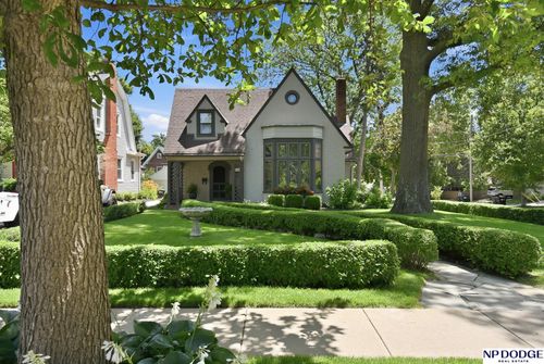 323 S 51 Avenue, Omaha, NE, 68132 | Card Image