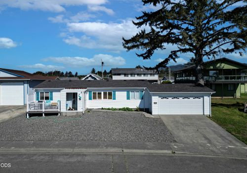 1205 Rowland Ln, Brookings, OR, 97415-9068 | Card Image