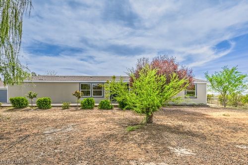 471 Megan Ave, Pahrump, NV, 89060-1784 | Card Image